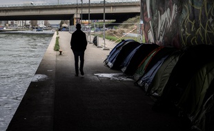 Un mineur migrant isolé à Paris (illustration).