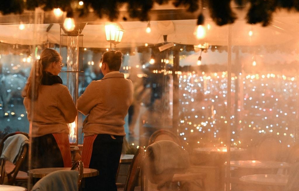 « Ça ne se fera jamais ! »... Taxer les pourboires, c'est un grand NON pour la restauration