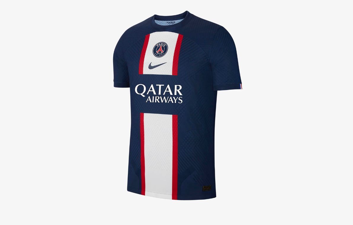 Nike PSG Le nouveau maillot domicile du PSG saison 2022 2023 est enfin disponible