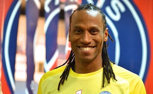 Le gardien du PSG handball, Patrice Annonay, lors de d'un match contre Chambéry le 18 septembre 2013.