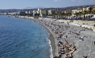 Octobre aussi se révèle particulièrement doux. La preuve à Nice, le 19 octobre 2014, où les plages étaient bien fréquentés pour cette période de l'année.
BRUNO/SIPA