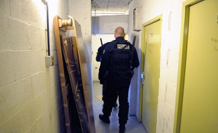 Des policiers. (Illustration)