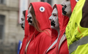 Comme lors de l'acte 16, en mars, des arianne ouvraient le cortège des Gilets jaunes à Lille (Archives)