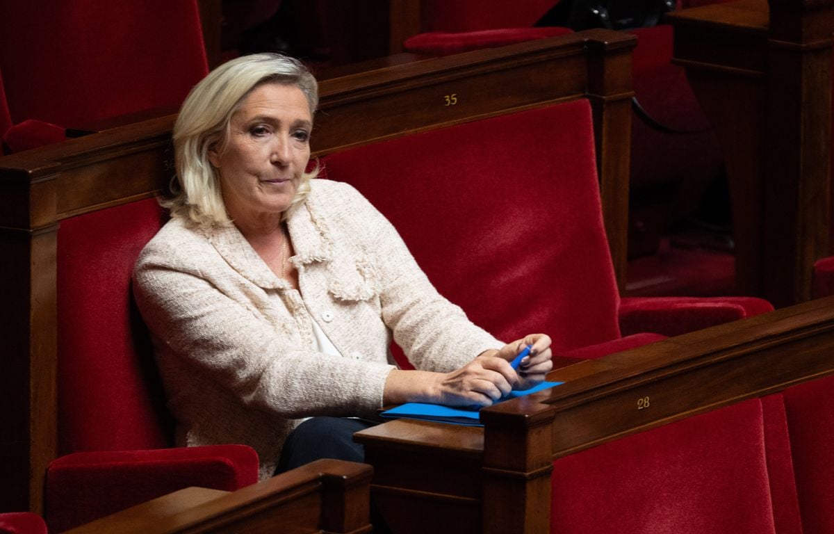Budget : Marine Le Pen demande d'inscrire dans le texte la suspension de la réforme des retraites avant son examen