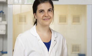 Marion Rincel, chercheuse diplômée en neurosciences, a reçu le prix jeune talent France 2021 L'Oréal-UNESCO pour les femmes et la science.