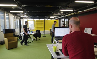 Des coworkers ont déjà investi le siège de la French Tech Rennes Saint-Malo.