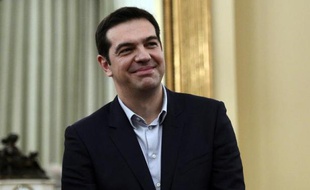 Le nouveau Premier ministre grec Alexis Tsipras lors de la cérémonie d'investiture le 27 janvier 2015 au palais présidentiel à Athènes