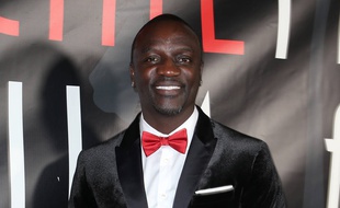 Le chanteur Akon