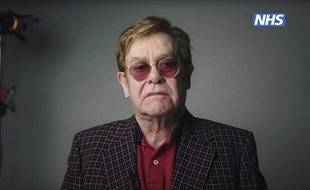 Le chanteur Elton John