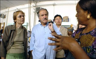 Elue députée de la 1ère circonscription de Paris en 2002, avec 658 voix d'avance, Martine Billard fait face cinq ans plus tard au même adversaire, l'UMP Jean-François Legaret : menée de 2,5 points, elle est la plus menacée des trois Verts au palais Bourbon.