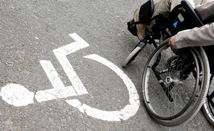 Le conseil général de l'Essonne travaille à la mise en place d'un service d'aide à la sexualité, destiné aux personnes handicapées