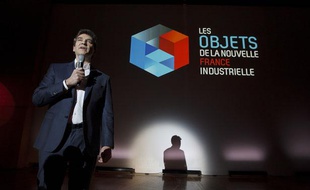 Arnaud Montebourg, ministre du redressement productif, présentait les objets de la «nouvelle france industrielle» avec les entreprises Michelin, Stentys et Deinove, le 19 février 2013 au ministere des finances à Bercy.