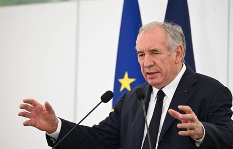 Bardella et Le Pen dans le bureau de Bayrou, par « courtoisie »