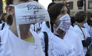 Les infirmiers des Hospices civils de Lyon avaient déjà exprimé leur mal-être lors d'une grève en 2012 (archives). CYRIL VILLEMAIN/20 MINUTES