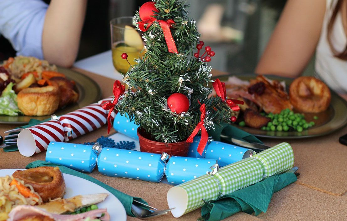 Un repas de Noël. Illustration.