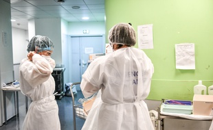 Un premier cas de contamination au variant du virus du Covid-19 identifié en Afrique du Sud a été détecté en France (Illustration)
