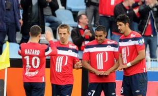 En attendant peut-être mieux, Lille a déjà assuré la troisième place en L1, ce qui lui offre un ticket pour le barrage de la Ligue des champions, une compétition que le club a déjà disputée quatre fois et qu'il rêve de jouer une cinquième fois dans son "Grand" stade.