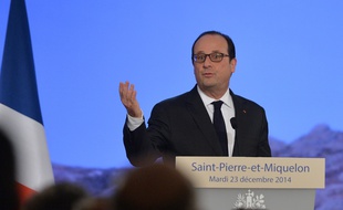 François Hollande a fait un discours depuis la salle des fêtes de Miquelon-Langlade à Saint-Pierre-et-Miquelon