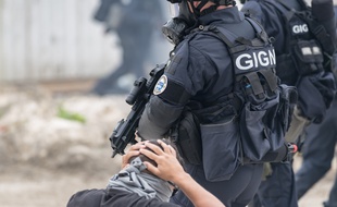 Une centaine de gendarmes ont été mobilisés pour l'opération (illustration)