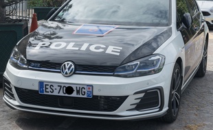 UNE VOITURE DE POLICE. Credit:Mario FOURMY/SIPA