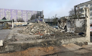 Le centre commercial des Dervallières a été rasé le 4 février 2021.