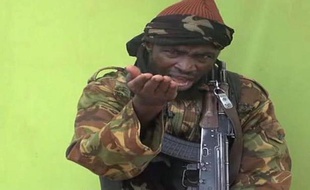 Capture d'écran à partir d'une vidéo datant du 12 mai 2014, d'un homme se déclarant le responsable du groupe islamiste Boko Haram
