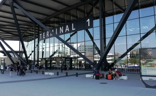 Illustration du terminal 1 à l'aéroport Lyon Saint-Exupéry, le 15 septembre 2019