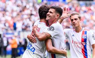 Lucas Paqueta et Bruno Guimaraes, ici lors du match contre Clermont le mois dernier, sont deux des hommes en forme de l'OL en ce début de saison.