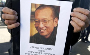 L'attribution du Nobel de la paix à Liu Xiaobo, condamné à 11 ans de prison dans son pays pour "subversion du pouvoir de l'Etat" après avoir cosigné la "Charte 08" qui réclame une Chine démocratique, a ulcéré le régime chinois qui considère l'opposant comme un "criminel".