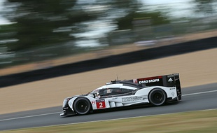 Les deux Porsche prendront le départ en tête au Mans cette année, comme l'année dernière où elles ont remporté la course.