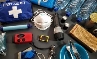 Un kit élémentaire de survie