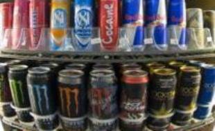 Boire une canette de boisson gazeuse ou de bière n'est plus un crime à l'Ile-du-Prince-Edouard, où le gouvernement a levé samedi une interdiction d'usage des contenants en aluminium, en vigueur depuis des années dans cette province, la plus petite du Canada.