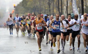 L'Ethiopien Atsedu Tsegay, chez les hommes, et la Kényane Lydia Cheromei, chez les dames, victorieux dimanche de la 33e édition du semi-marathon Marseille-Cassis (sud), ont battu tous deux le record de l'épreuve, a-t-on appris auprès des organisateurs.