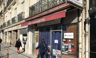 Le bar Chez Mamazette est située allée du Commandant-Charcot à Nantes.