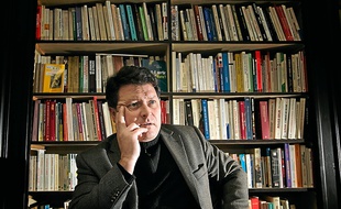 Ancien enseignant en lycée, Eric Dillies est passionné d'économie.