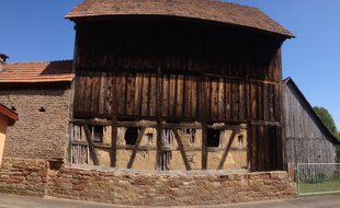 Le séchoir à tabac de Lipsheim avant qu'il ne soit démonté en 2018.