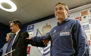 Raynald Denoueix, entraîneur de la Real Sociedad en 2003.