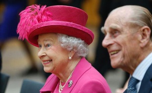 Elizabeth II fera du 5 au 7 juin son cinquième déplacement officiel en France, pour le 70e anniversaire du Débarquement allié de 1944, et cette visite d'Etat revêt un caractère d'autant plus exceptionnel que la souveraine de 87 ans ne quitte plus guère son pays.