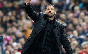 Diego Simeone, l'entraîneur de l'Atletico Madrid, lors du match contre Leverkusen en 8e de finale retour de Ligue des champions, le 17 mars 2015.