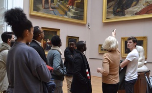 Les réfugiés visitent le Palais des Beaux-Arts grâce à RéAct.