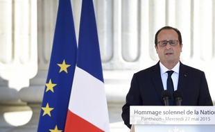 François Hollande devant le Panthéon, le 27/05/2015.