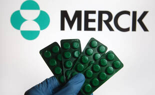La France a commandé 50.000 doses de la pilule anti-Covid 19 du laboratoire américain Merck.