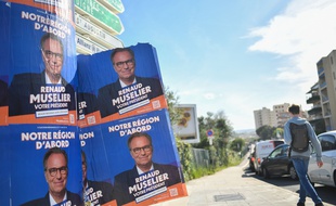 Des affiches de Renaud Muselier pendant la campagne pour les régionales