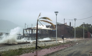 La Grèce est touchée par un ouragan méditerranéen.