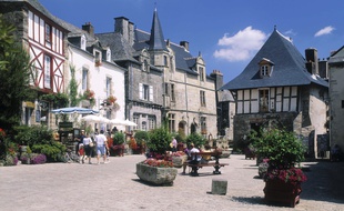 Le village de Rochefort-en-Terre est sélectionné parmi les villages préférés des Français.
