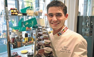 « J'ai toujours adoré le côté créatif et quasi architectural du dessert », dixit Jérôme de Oliveira.