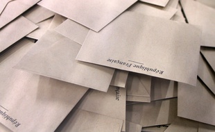 Enveloppes utilisées pour les élections.