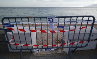 Le bord de mer devrait être chahuté par une importante houle (Illustration)