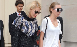 Rita Ora et Cara Delevingne en 2013