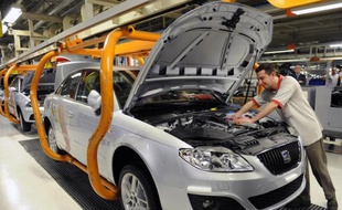 Une chaine de montage d'une usine Seat près de Barcelone
